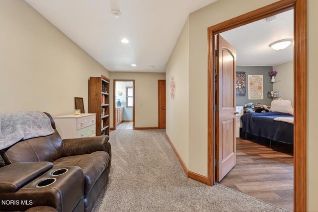 5742 Maple Creek Boulevard, Sylvania, OH 43560