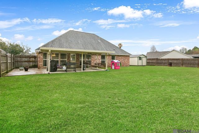 23550 Southpoint Dr, Denham Springs, LA 70726