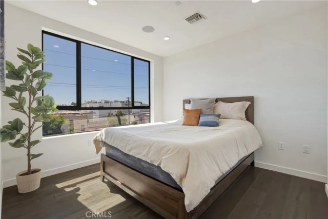 1301 Tamarind Avenue, Hollywood, CA 90028
