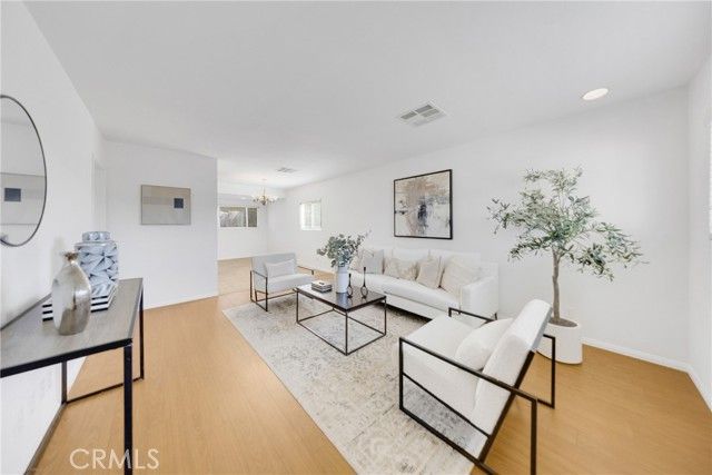 305 Bluffdale, Monterey Park, CA 91755