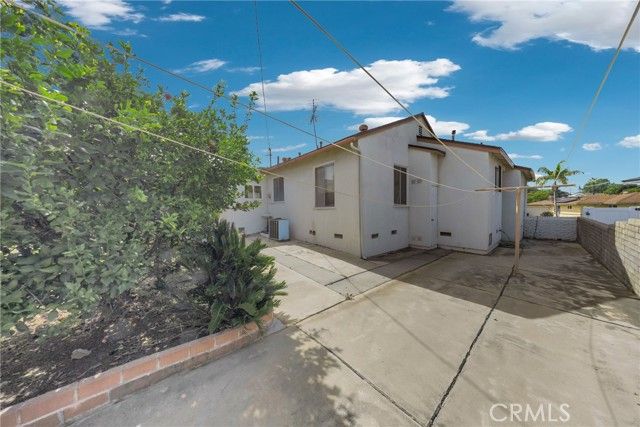 305 Bluffdale, Monterey Park, CA 91755