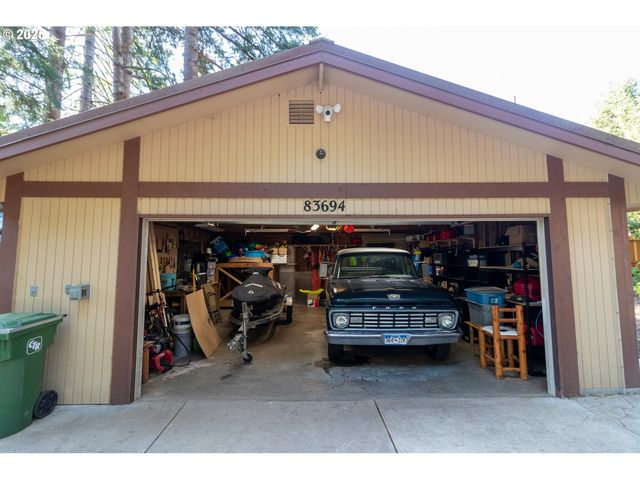 83694 ERHART Rd, Florence, OR 97439