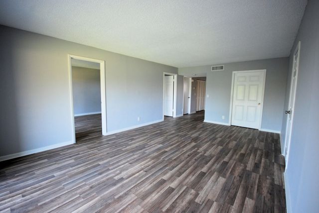 5917 Via Vermilya 308, Lake Worth, FL 33462
