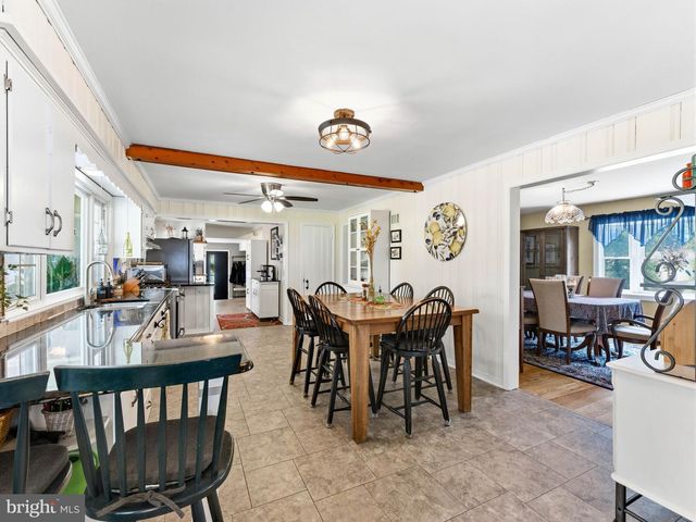 425 DELAWARE AVE, Delanco, NJ 08075
