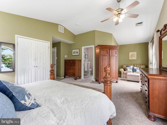 425 DELAWARE AVE, Delanco, NJ 08075