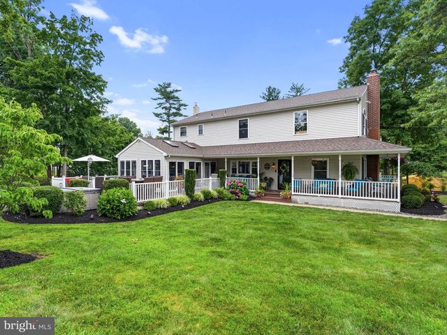 425 DELAWARE AVE, Delanco, NJ 08075