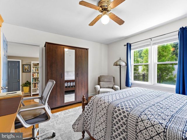 425 DELAWARE AVE, Delanco, NJ 08075
