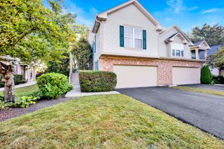 121 Commons Court, Wheeling, IL 60090