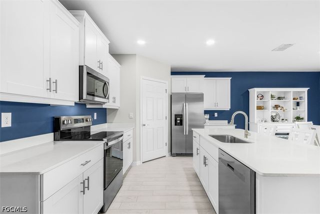 3658 Rollingwater WAY, North Fort Myers, FL 33917