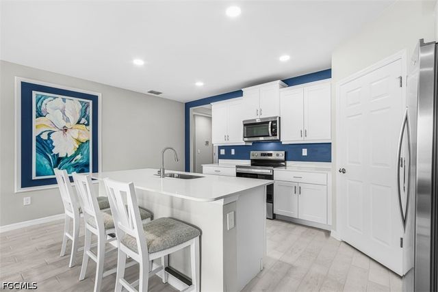 3658 Rollingwater WAY, North Fort Myers, FL 33917