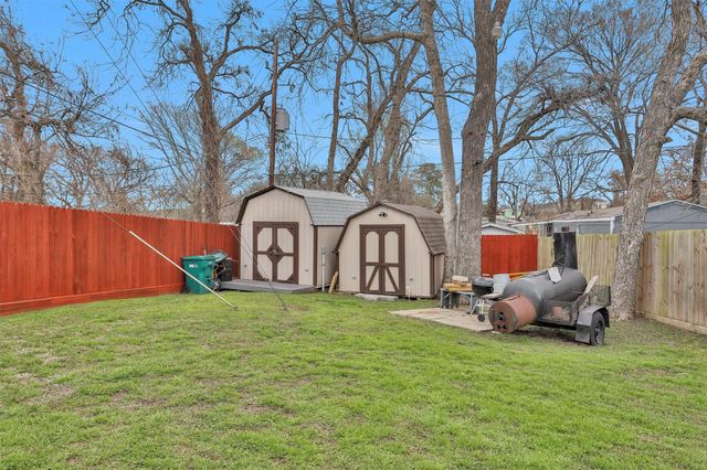 13066 Enchanted Vista, Willis, TX 77318