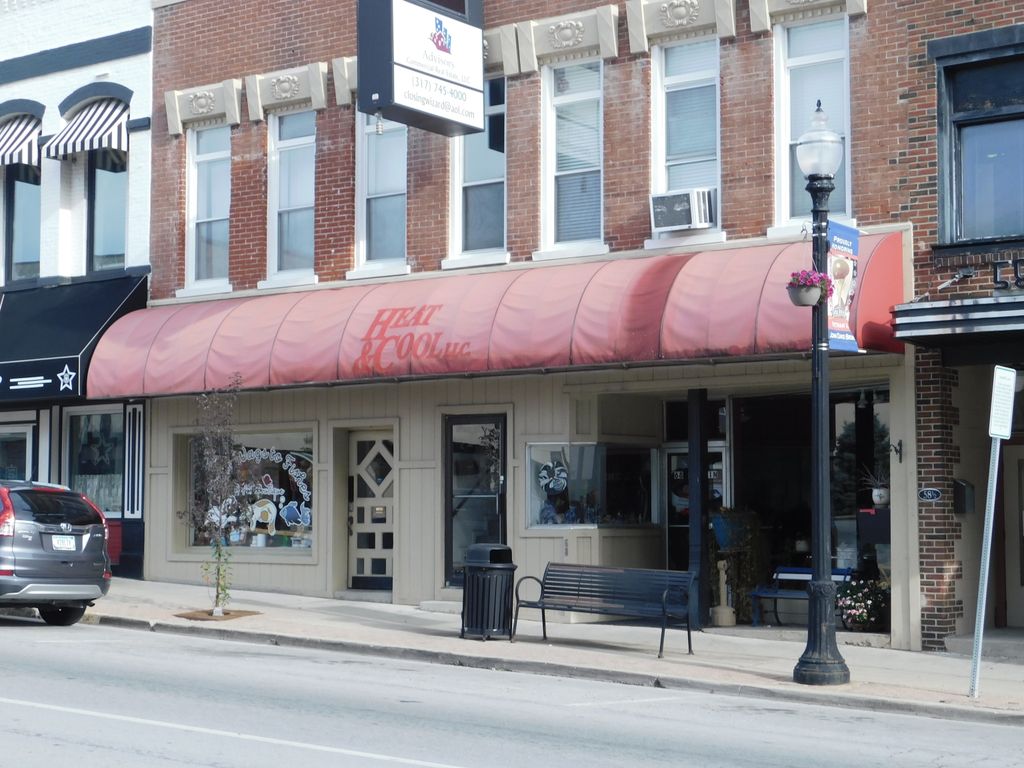 72 Main Street W, Danville, IN 46122