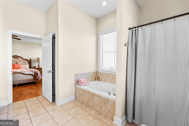 125 Rabbits Run, Fayetteville, GA 30214