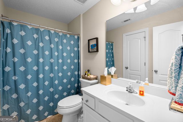 125 Rabbits Run, Fayetteville, GA 30214