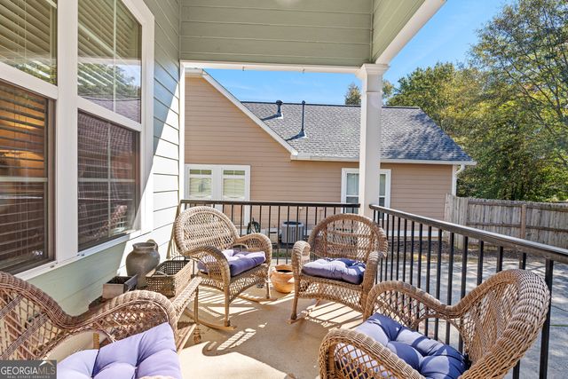 125 Rabbits Run, Fayetteville, GA 30214