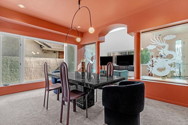 6301 Faustino Way, Sacramento, CA 95831