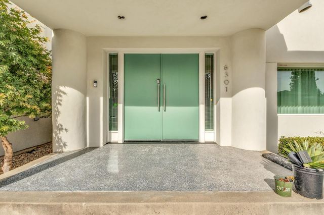 6301 Faustino Way, Sacramento, CA 95831