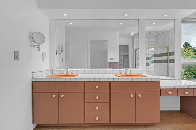 6301 Faustino Way, Sacramento, CA 95831
