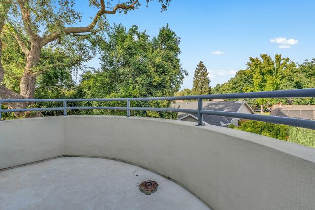 6301 Faustino Way, Sacramento, CA 95831