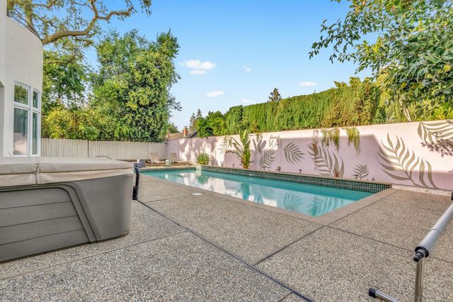 6301 Faustino Way, Sacramento, CA 95831