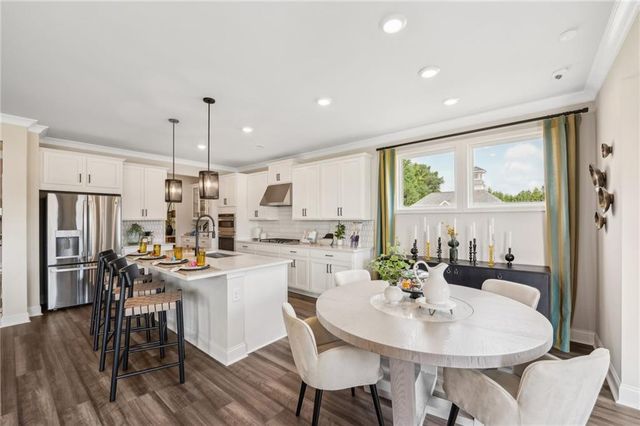 445 Kennington Walk, Loganville, GA 30052