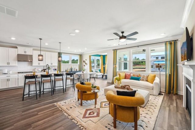 445 Kennington Walk, Loganville, GA 30052