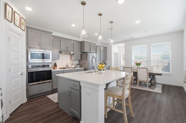 3529 Tulip Drive, Aubrey, TX 76227