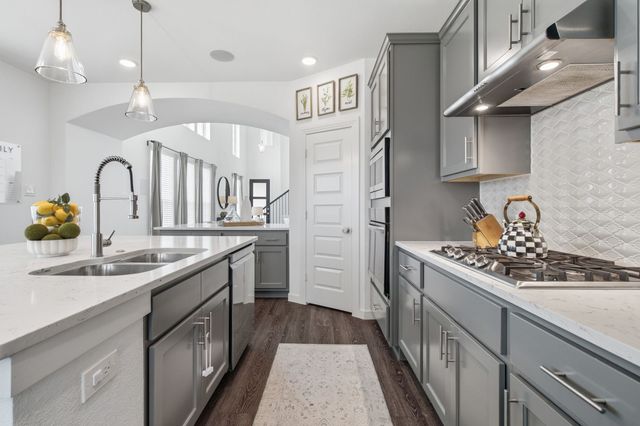 3529 Tulip Drive, Aubrey, TX 76227