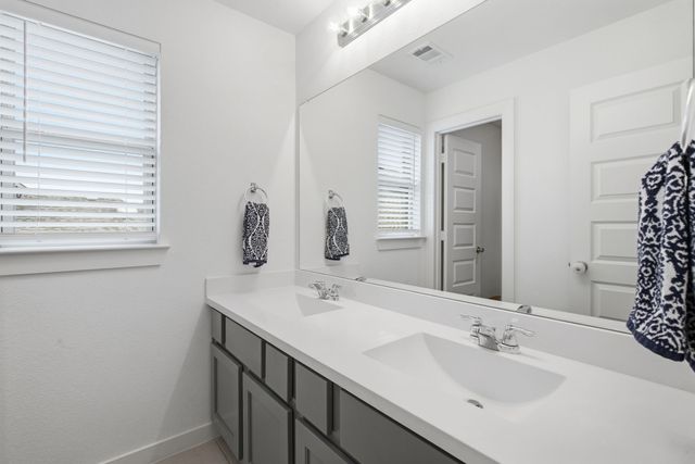3529 Tulip Drive, Aubrey, TX 76227