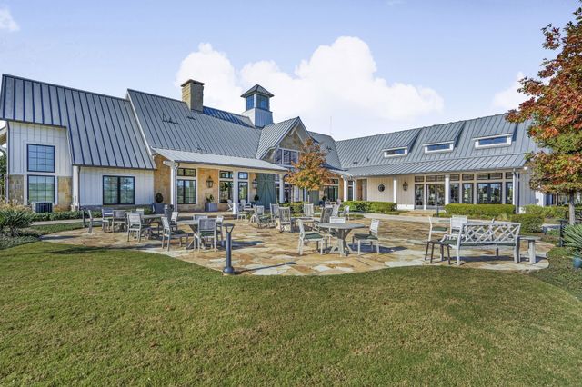 3529 Tulip Drive, Aubrey, TX 76227