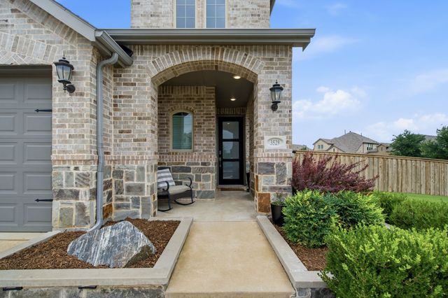 3529 Tulip Drive, Aubrey, TX 76227