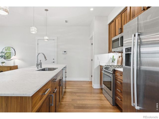 2056 Walnut Street B, Boulder, CO 80302