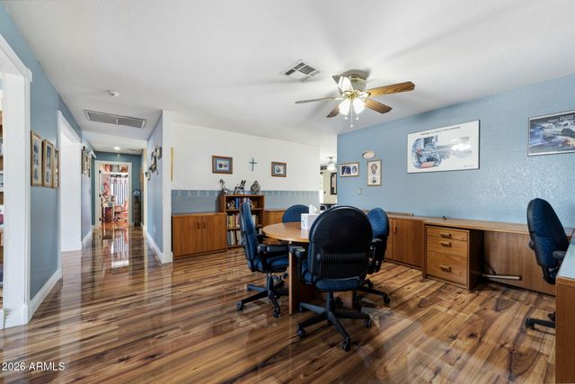 4045 S TAYLOR Drive, Tempe, AZ 85282