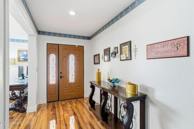 4045 S TAYLOR Drive, Tempe, AZ 85282