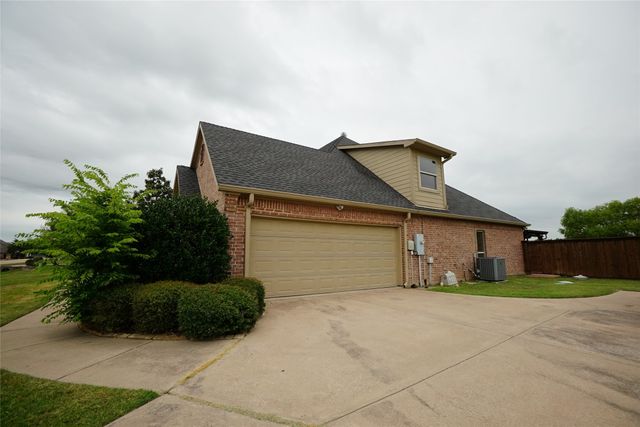 3220 Baylor Boulevard, Midlothian, TX 76065