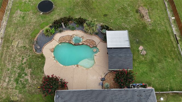 3220 Baylor Boulevard, Midlothian, TX 76065