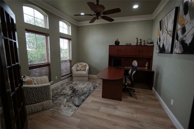 3220 Baylor Boulevard, Midlothian, TX 76065