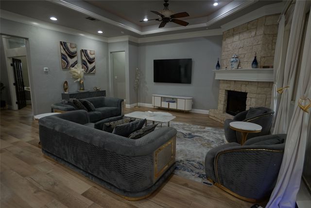 3220 Baylor Boulevard, Midlothian, TX 76065