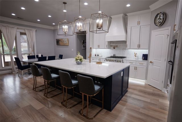 3220 Baylor Boulevard, Midlothian, TX 76065