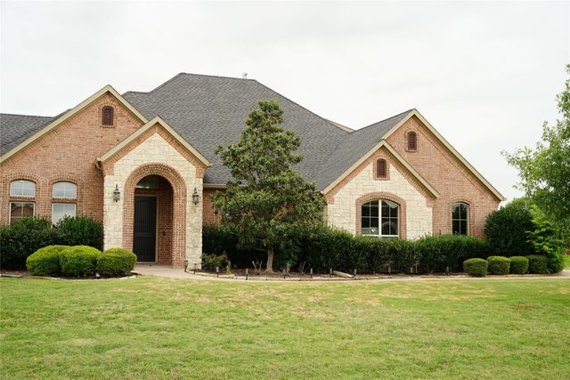 3220 Baylor Boulevard, Midlothian, TX 76065