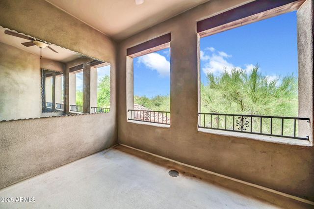 7240 E AURORA Drive, Scottsdale, AZ 85266