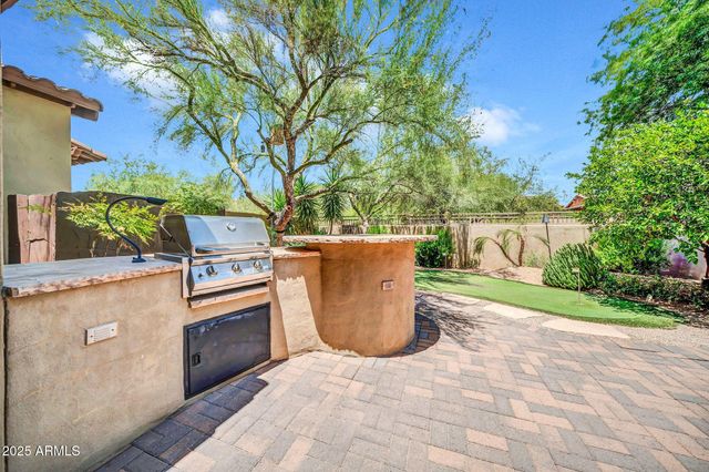 7240 E AURORA Drive, Scottsdale, AZ 85266