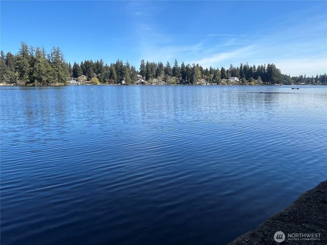 7608 Elm Court SE, Lacey, WA 98503
