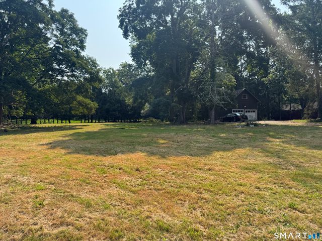 829 Racebrook Road, Orange, CT 06477