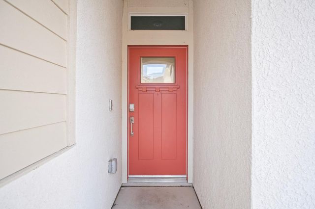 2455 Explorador Dr, Merced, CA 95340