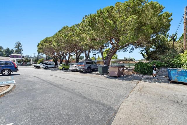 806 Ocean Street, Santa Cruz, CA 95060