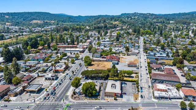 806 Ocean Street, Santa Cruz, CA 95060