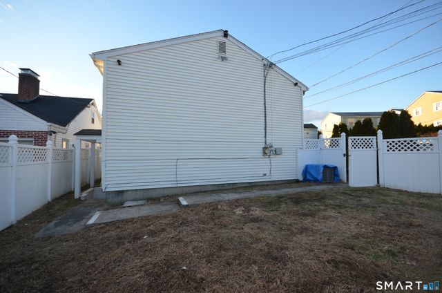 4 Austin Avenue, Stamford, CT 06905