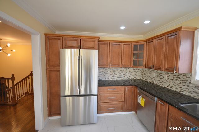 4 Austin Avenue, Stamford, CT 06905