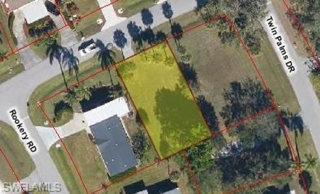 165 Riverwood RD, Naples, FL 34114